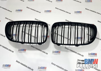 Подвійні радіаторні решітки в М-стилі BMW E81 E87 E82 E88 Рестайлінг 322-62 фото