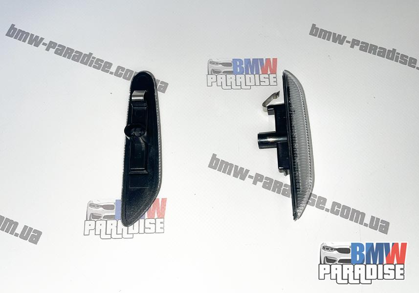 Динамічний LED повторювачі поворотів, прозорі BMW E46 E60 E90 E91 E87 E81 E83 E84 E88 E92 E82 322-125 фото
