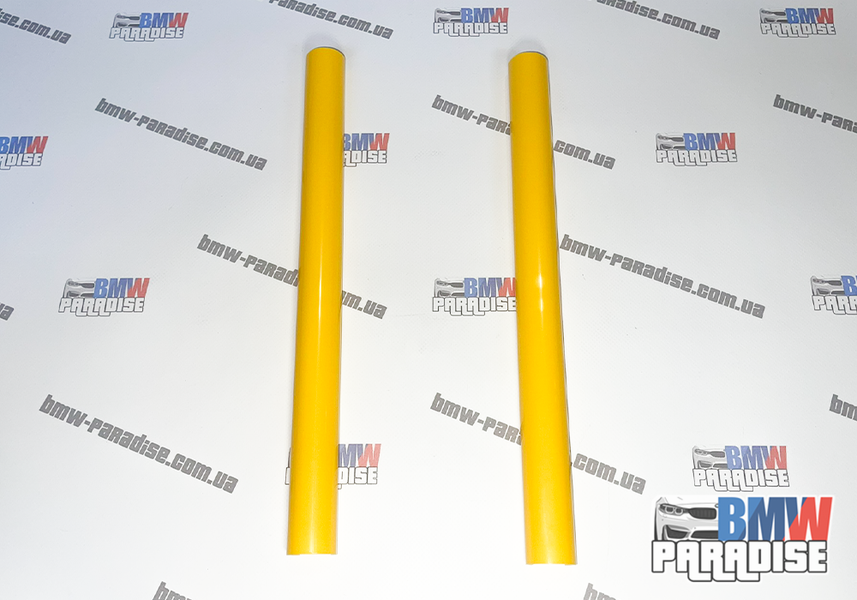 Жовті накладки на розпірку в решітку радіатору F20, F21, F22, F23, F30, F31, F32, F33, F34, F36, F44, F45, F46, G30, G38, G32, G11, G12, F25, G01, F26, G02, G05 322-131 фото